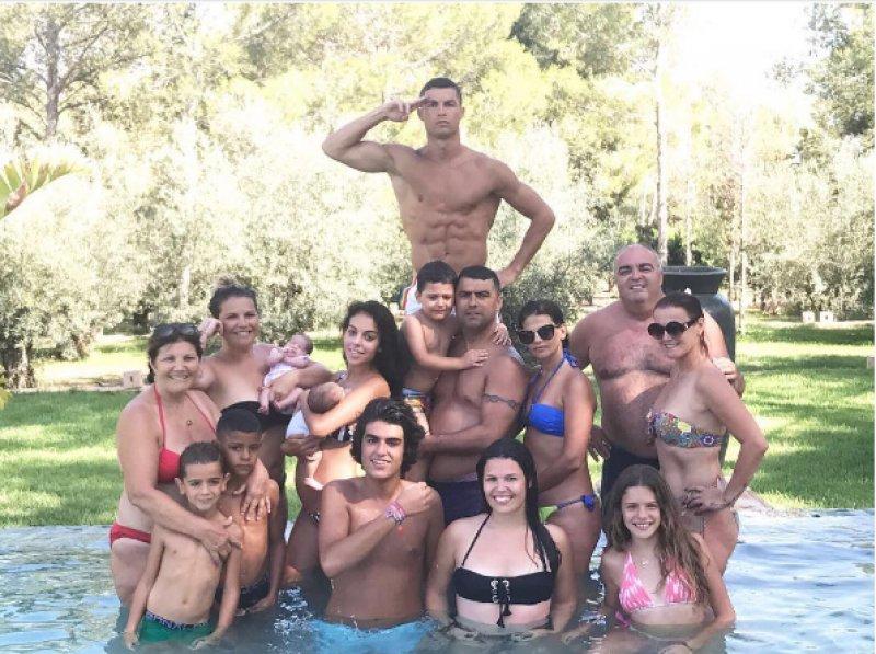 Ronaldo’nun kız arkadaşından hamilelik açıklaması