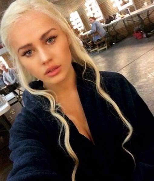 Khaleesi'yi canlandıran dublör Emilia Clarke'den daha güzel