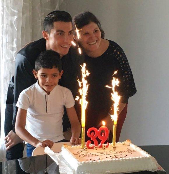 Ronaldo’nun kız arkadaşından hamilelik açıklaması