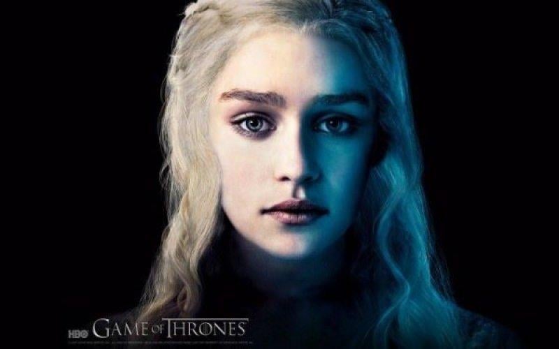 Khaleesi'yi canlandıran dublör Emilia Clarke'den daha güzel