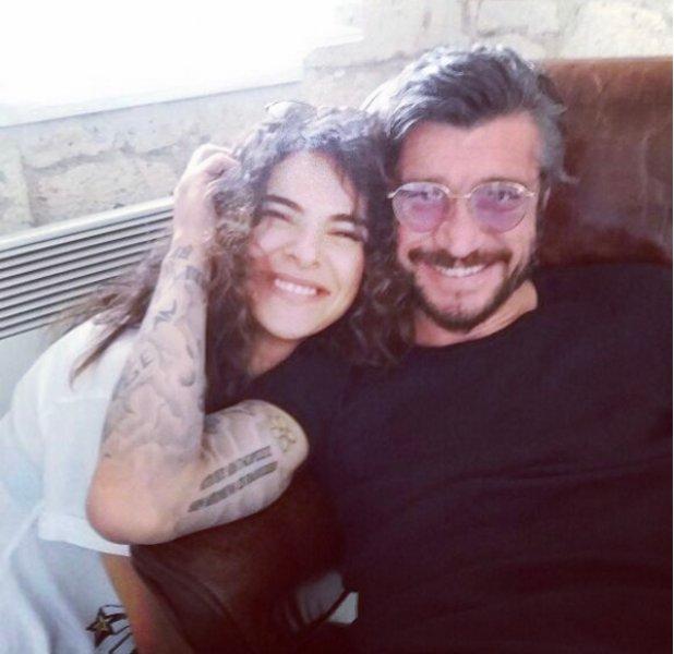 Gamze Topuz ve Tümer Metin'den cesur poz