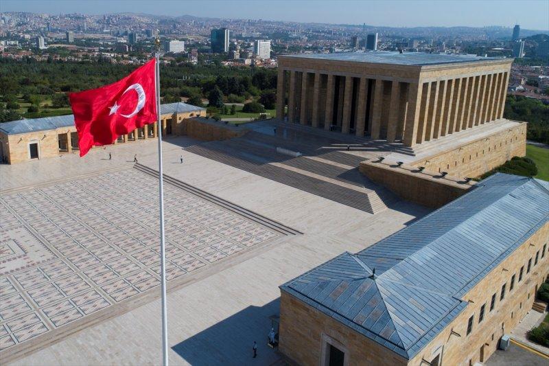Anıtkabir Komutanı: Gözümüz gibi bakıyoruz