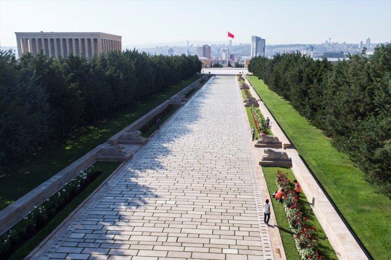 Anıtkabir Komutanı: Gözümüz gibi bakıyoruz