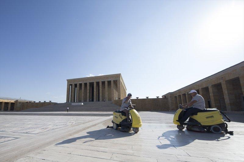 Anıtkabir Komutanı: Gözümüz gibi bakıyoruz
