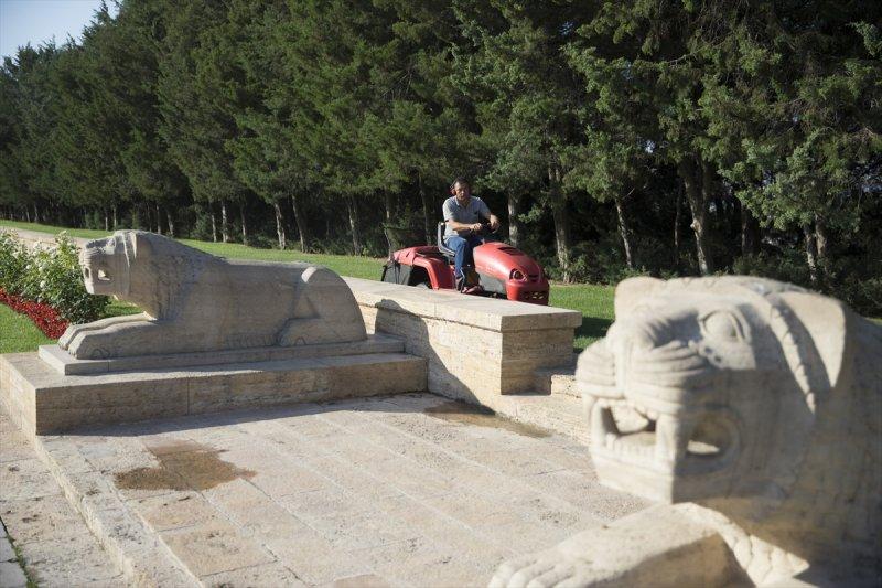 Anıtkabir Komutanı: Gözümüz gibi bakıyoruz