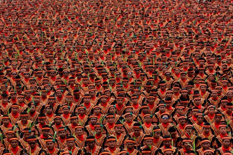 Endonezya'da saman dansı