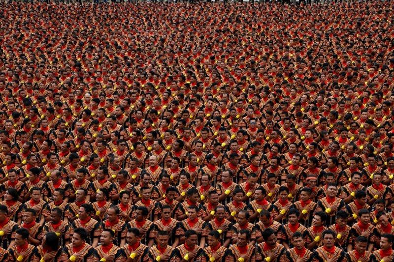 Endonezya'da saman dansı