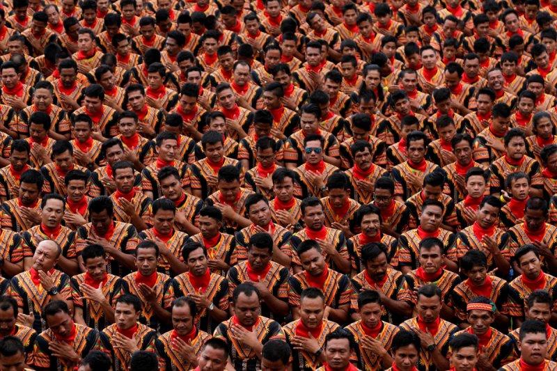 Endonezya'da saman dansı