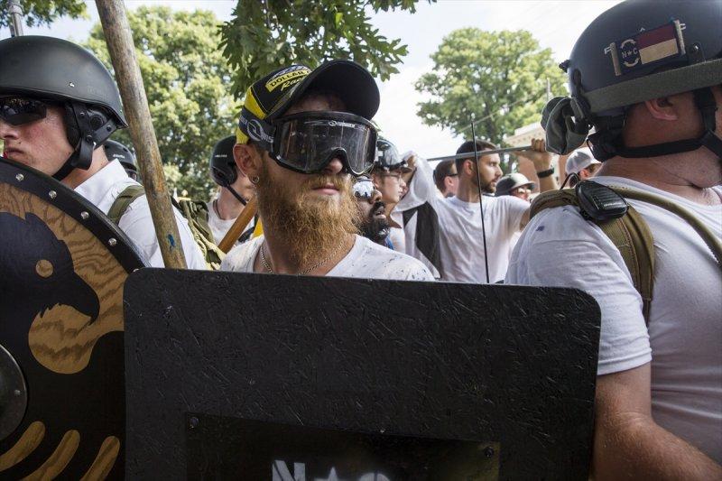 ABD'de ırkçı gösteri sonrası OHAL ilan edildi