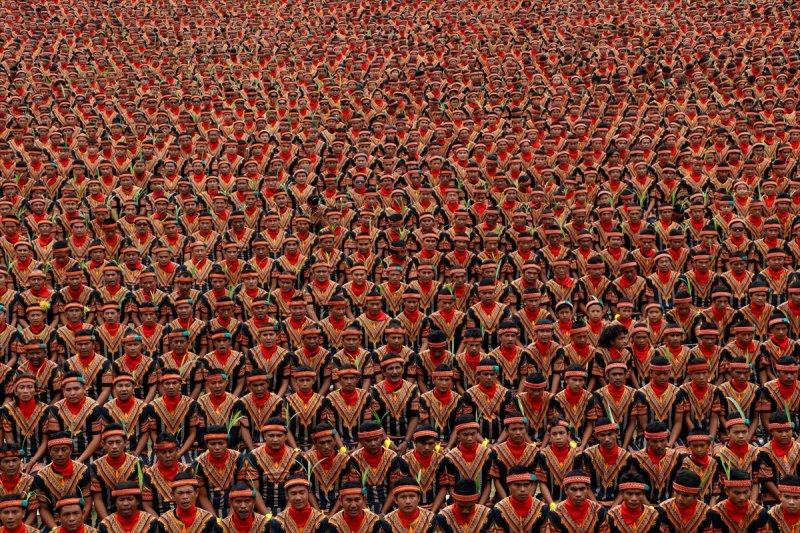 Endonezya'da saman dansı