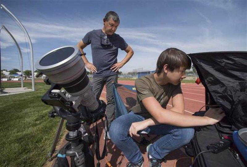 ABD'de güneş tutulması çılgınlığı
