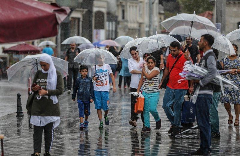 İstanbul'da sağanak yağış