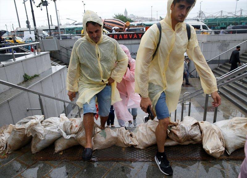 İstanbul'da sağanak yağış