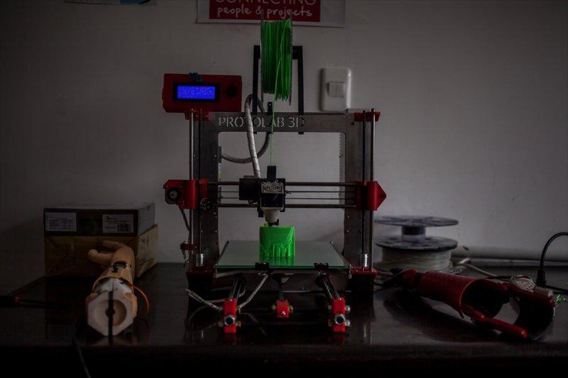 Engelliler için 3D yazıcılar ile 'kendin yap' projesi