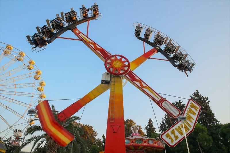 Bir İzmir Fuar klasiği: Lunapark