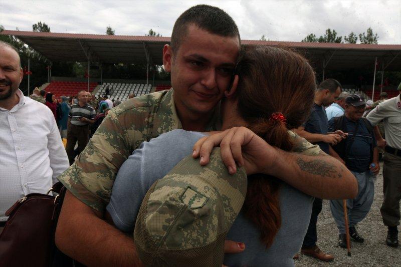 Askeri birliklerde yemin töreni heyecanı