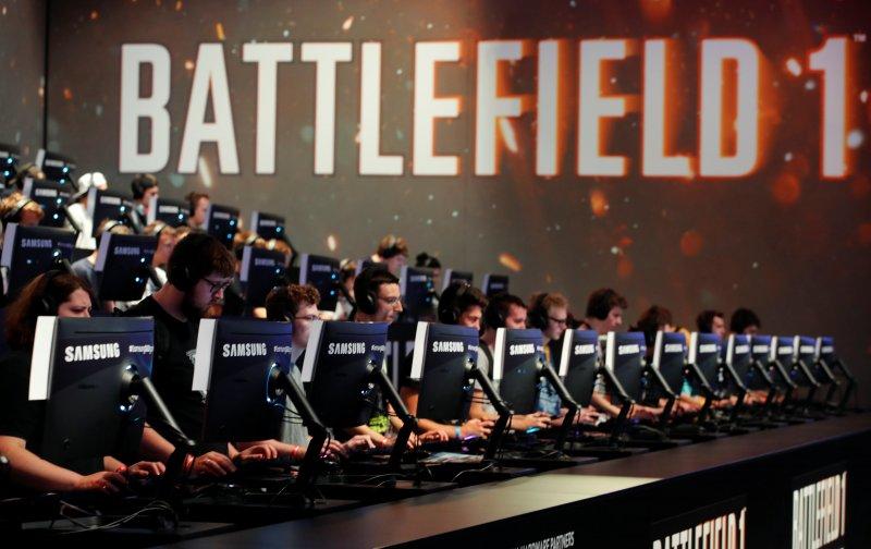 Dünya'nın en büyük oyun fuarı Gamescom Almanya'da başladı