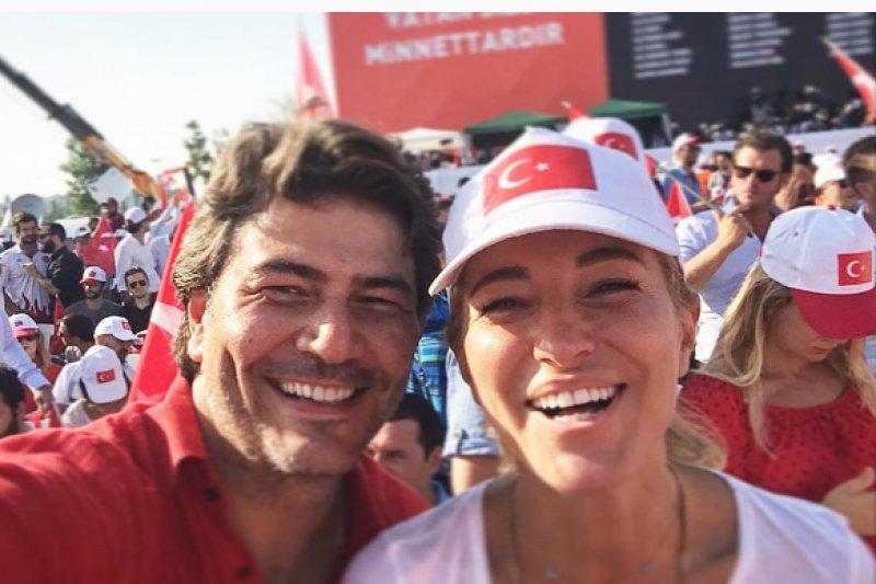 Ünlü sunucu ve oyuncu Vatan Şaşmaz