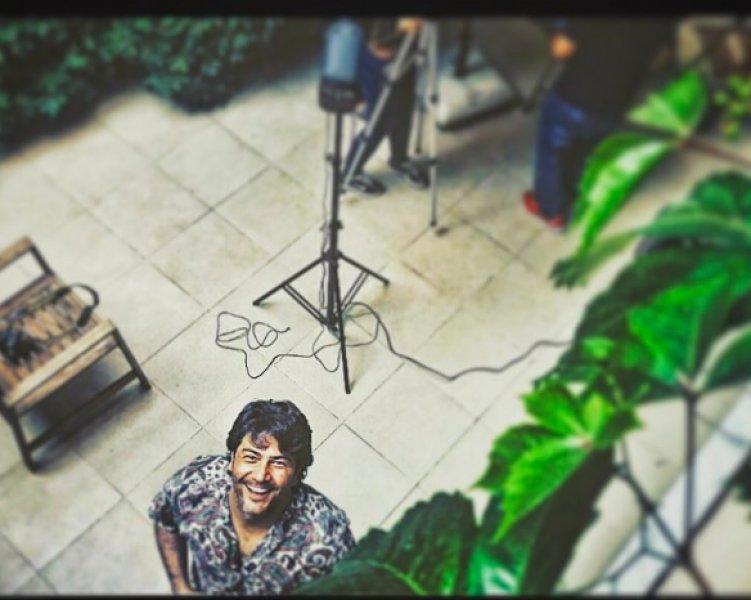 Ünlü sunucu ve oyuncu Vatan Şaşmaz