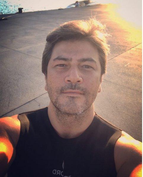 Ünlü sunucu ve oyuncu Vatan Şaşmaz