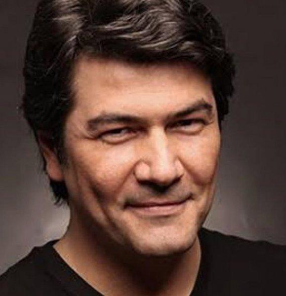 Ünlülerden Vatan Şaşmaz paylaşımı 