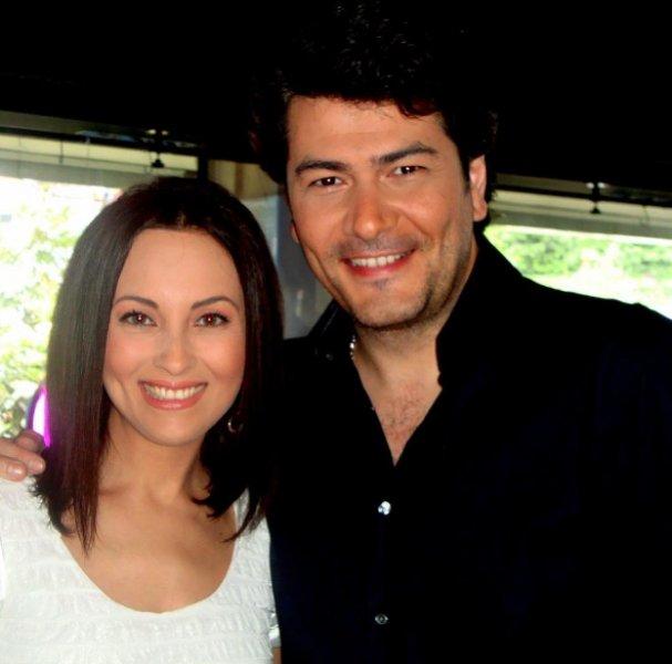 Ünlülerden Vatan Şaşmaz paylaşımı 