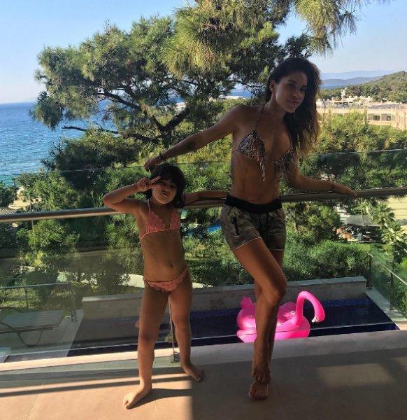 Irmak Ünal'dan kas şov 