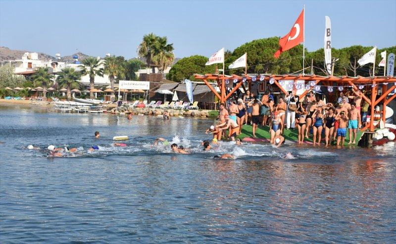 Bodrum'dan Çelebi Adası'na kadar yüzdüler