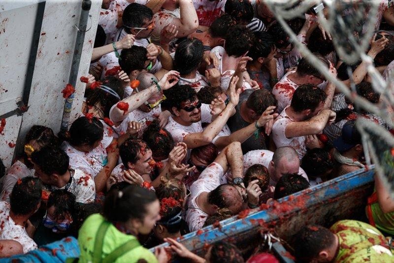 İspanya'da La Tomatina festivali