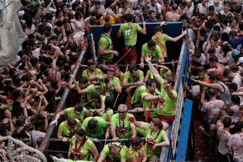 İspanya'da La Tomatina festivali