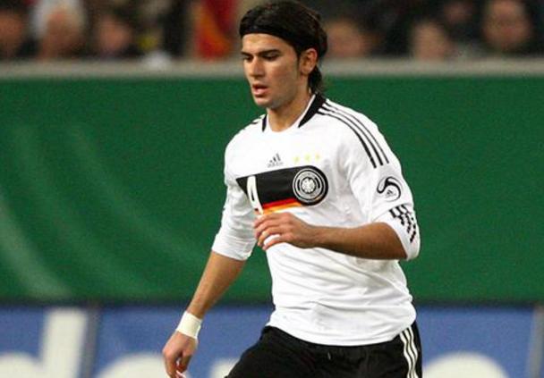 Milli Takım tercihini farklı ülkelerden yana yapan futbolcular