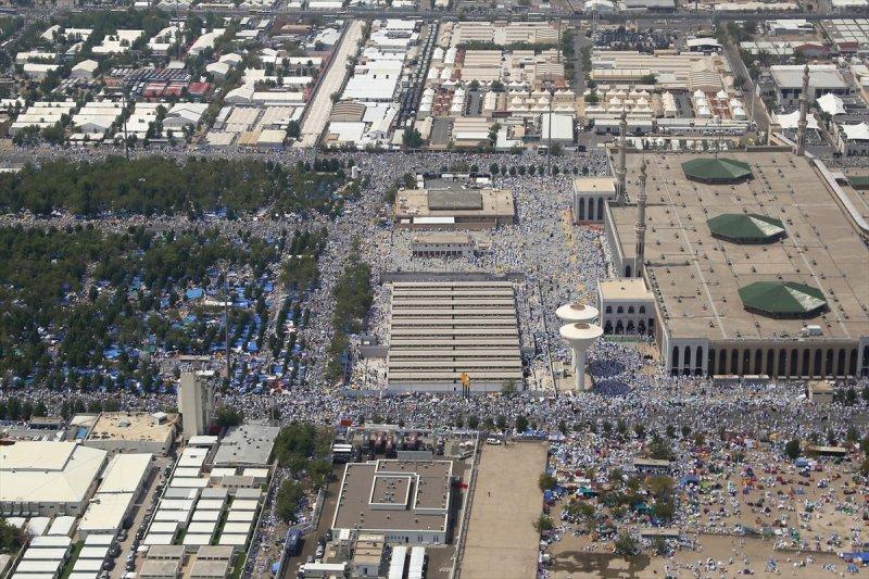 Arafat havadan görüntülendi