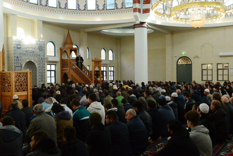 Dünya'dan Kurban Bayramı manzaraları