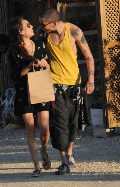 Öykü Karayel ve Can Bonomo tatilde