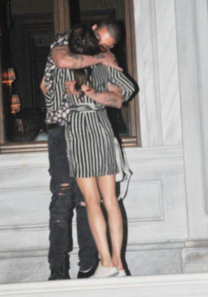 Öykü Karayel ve Can Bonomo tatilde