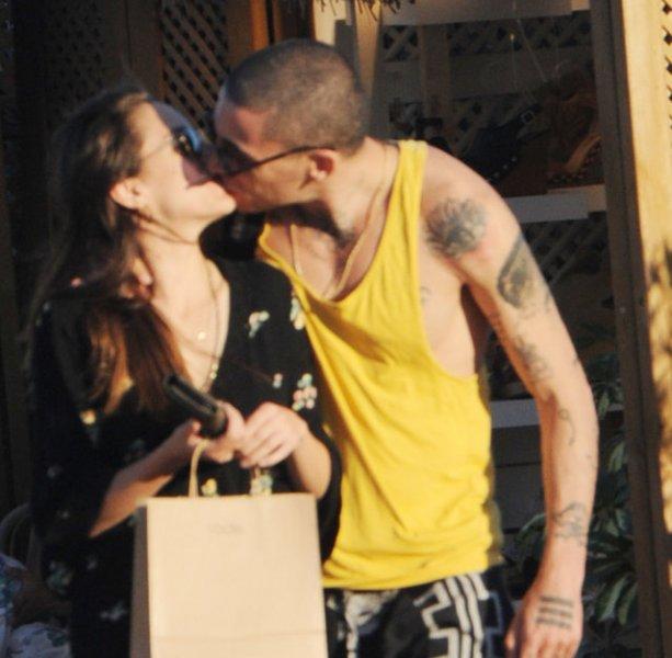 Öykü Karayel ve Can Bonomo tatilde