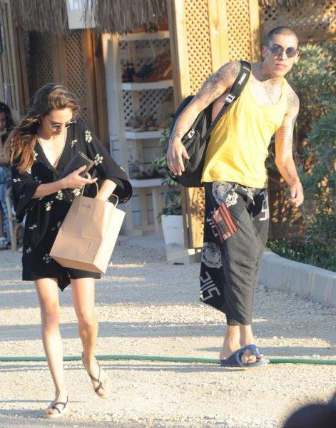 Öykü Karayel ve Can Bonomo tatilde