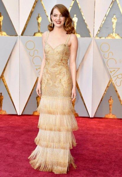 En pahalı kırmızı halı elbiseleri 