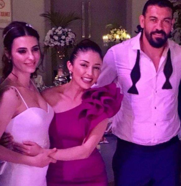 Eski futbolcu Servet Çetin evlendi