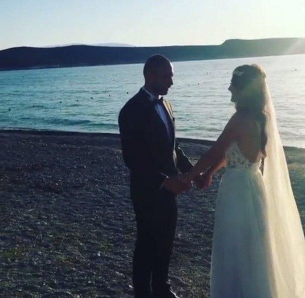 Güzel oyuncu Nilay Deniz evlendi 