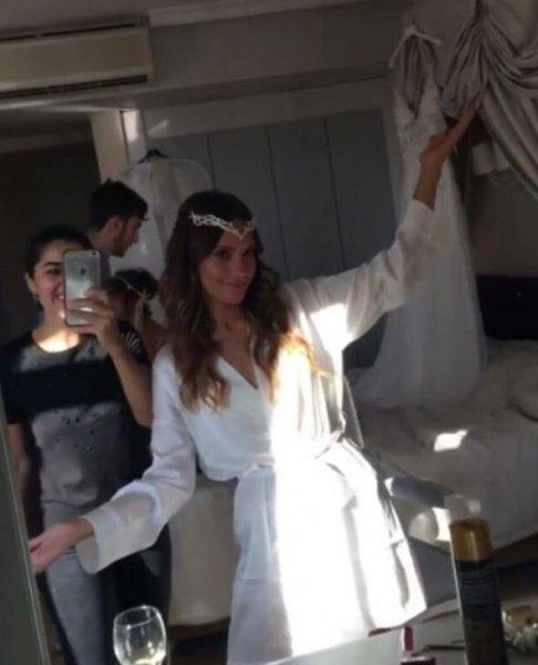 Güzel oyuncu Nilay Deniz evlendi 