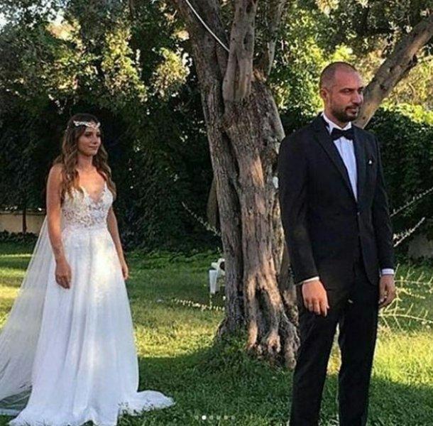 Güzel oyuncu Nilay Deniz evlendi 