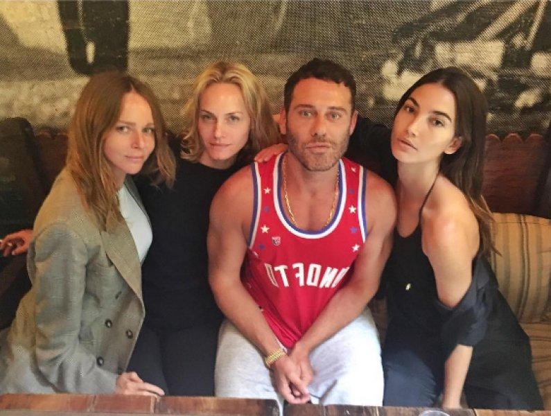 Mert Alaş'ın partisine ünlü akını