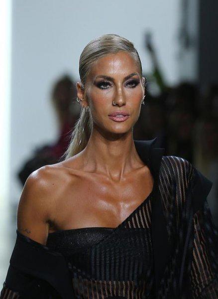 Hakan Akkaya New York Moda Haftası'nda