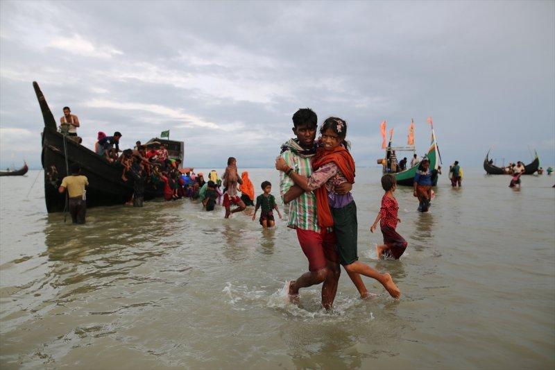 200 bin Arakanlı çocuk ölüm riski altında