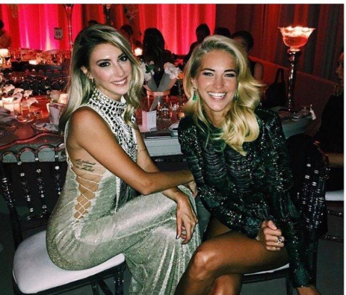 Burcu Esmersoy'dan cesur fotoğraf 