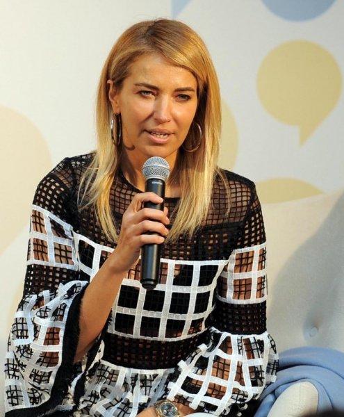 Burcu Esmersoy'dan cesur fotoğraf 