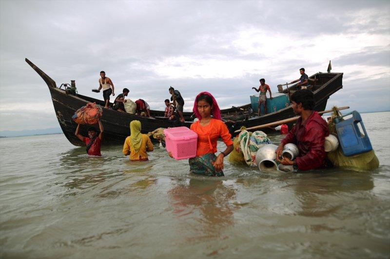 200 bin Arakanlı çocuk ölüm riski altında