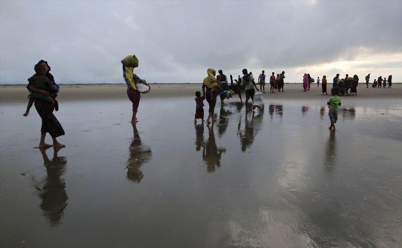 200 bin Arakanlı çocuk ölüm riski altında