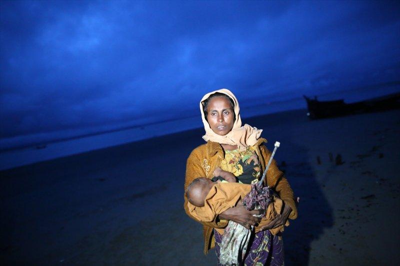 200 bin Arakanlı çocuk ölüm riski altında